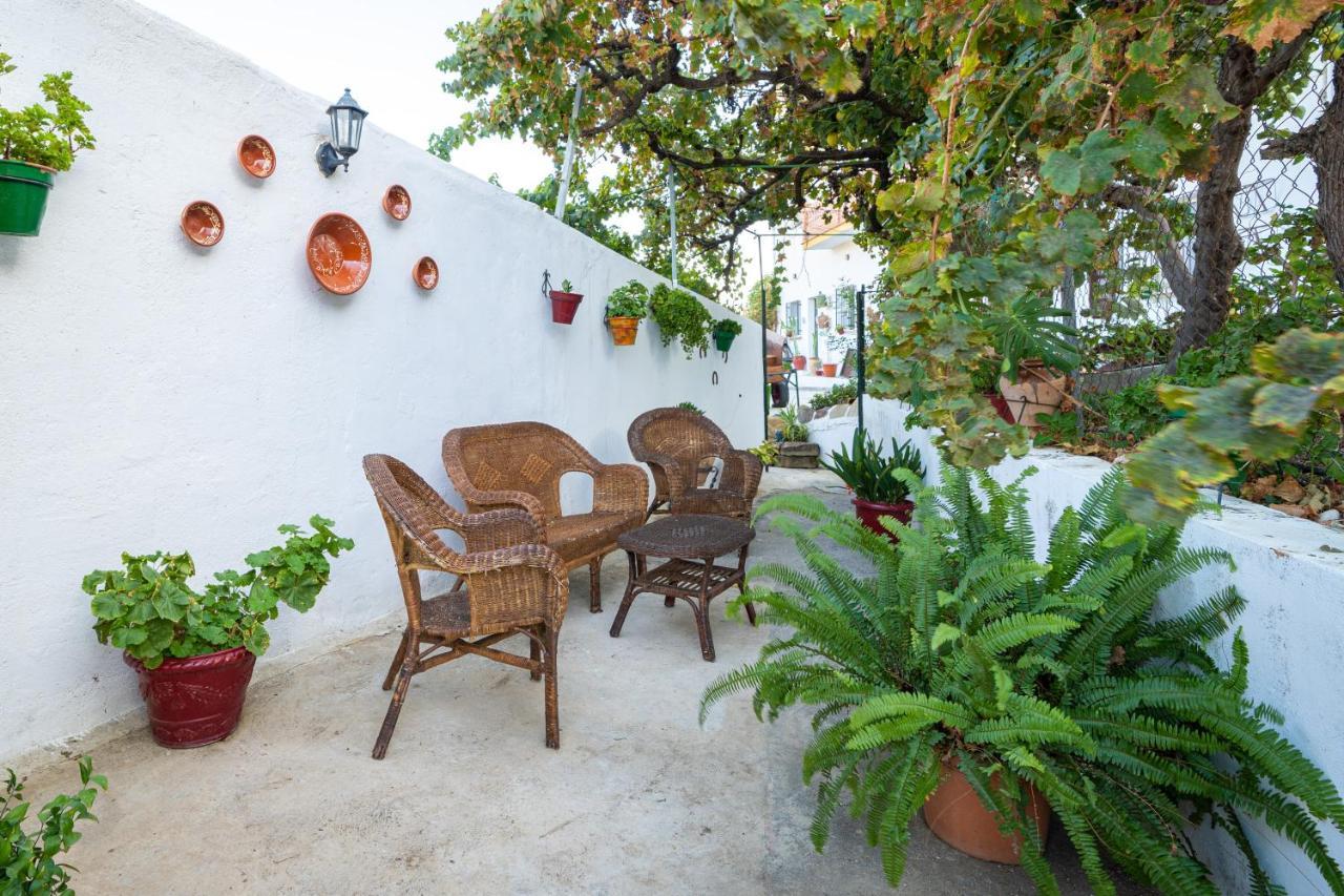 Vista A La Sierra Guest house 2*